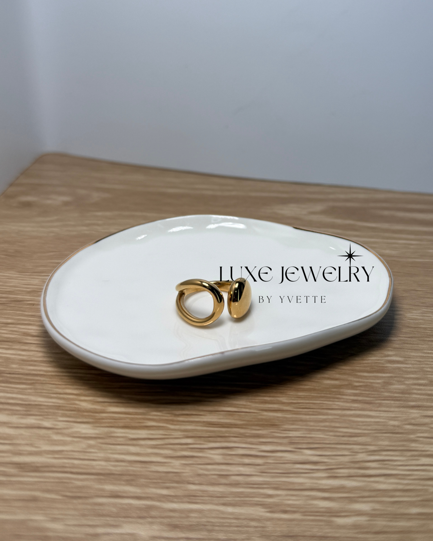 Orbit Ring