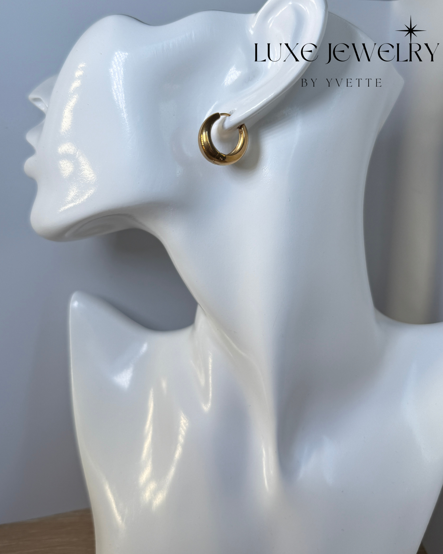 The Cleo Hoops