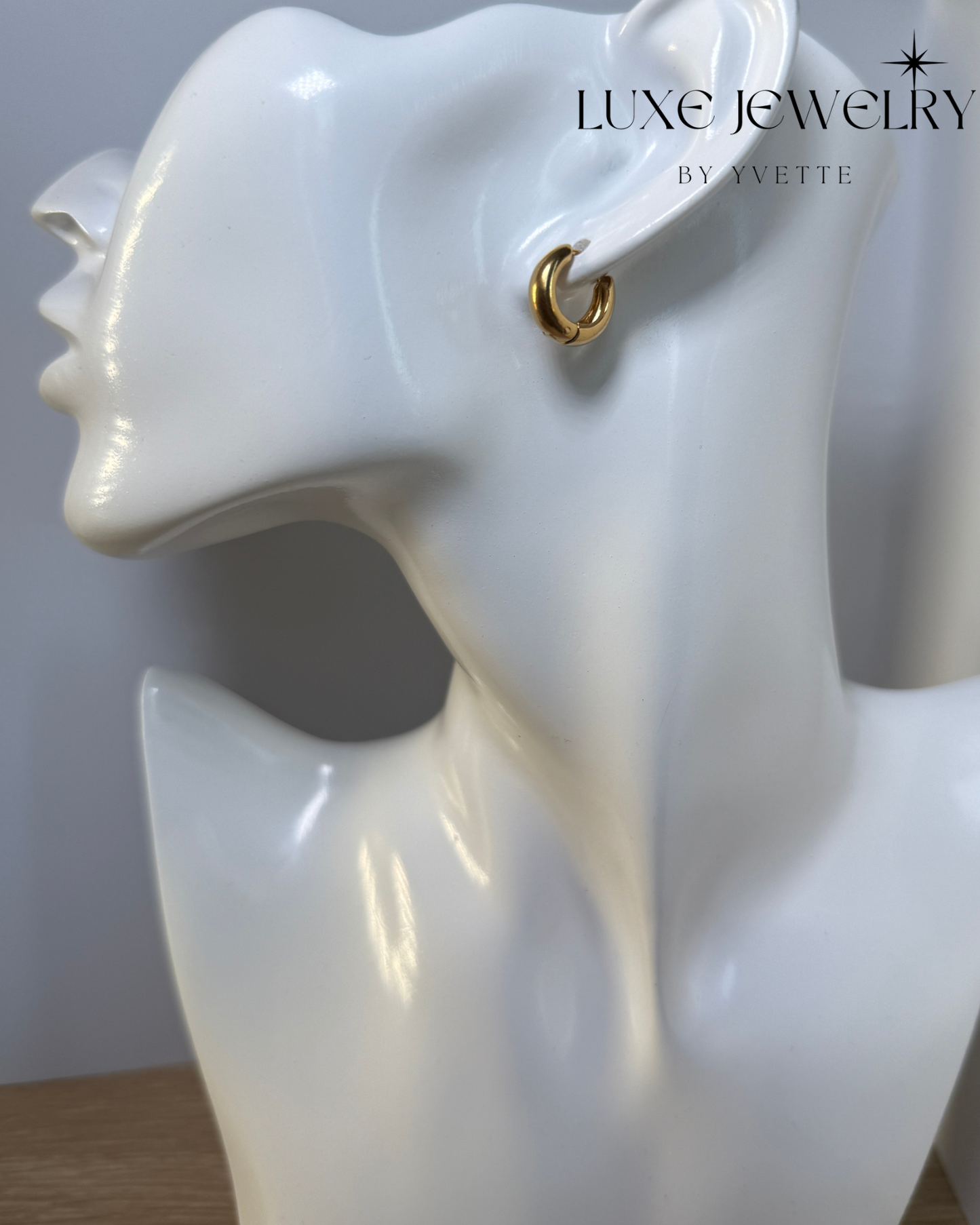 The Cleo Hoops