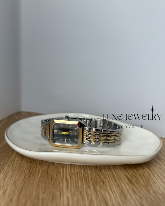 Nova Watch